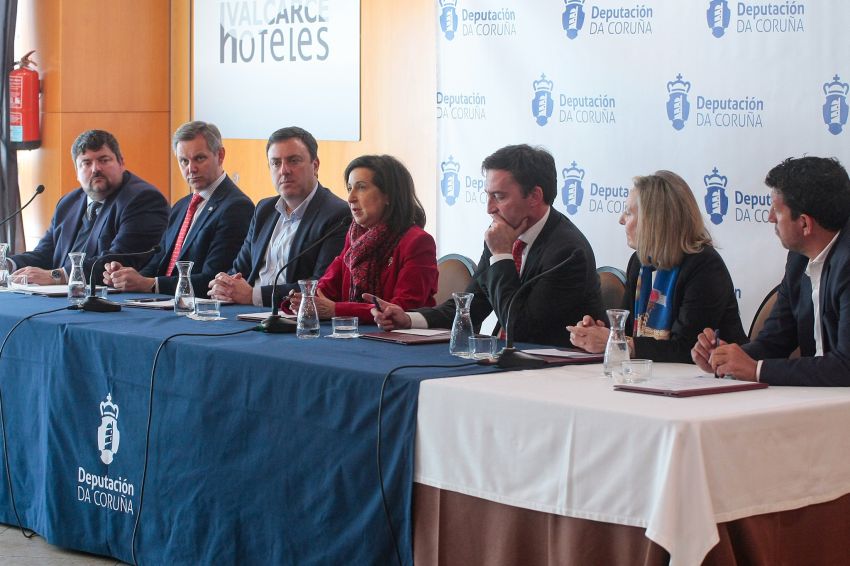 Valentín González Formoso e Margarita Robles destacan as oportunidades de futuro para o sector naval en Ferrolterra