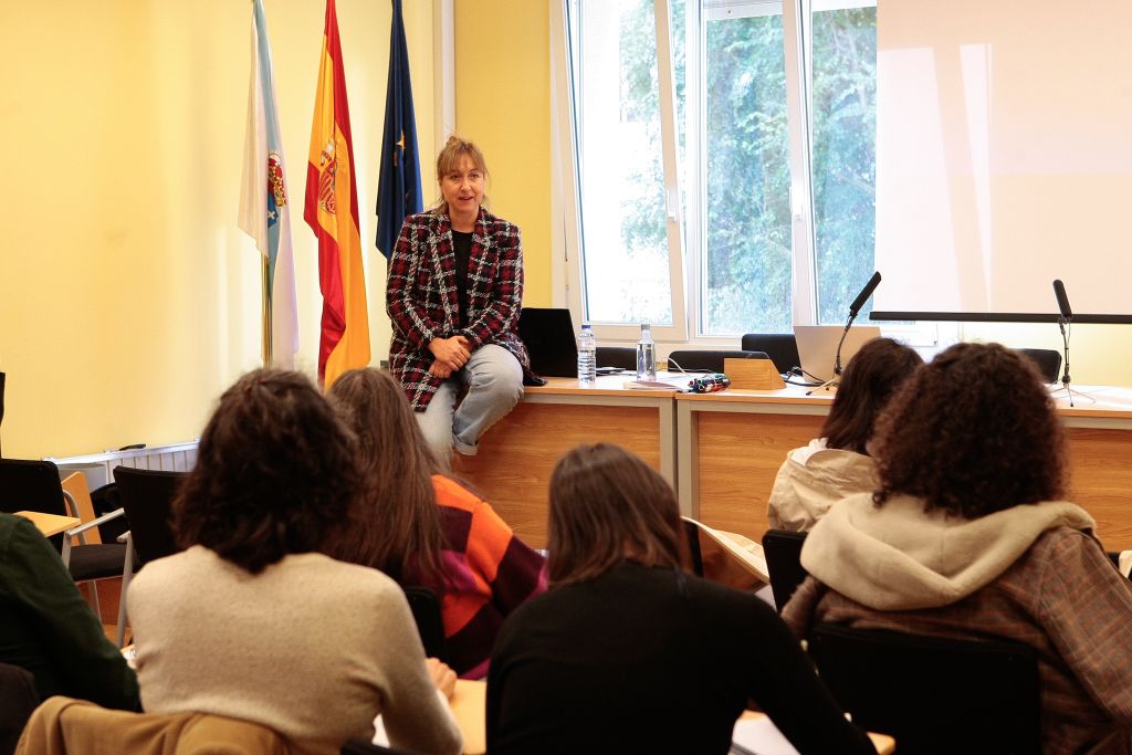 María Muíño pon en valor a liña de traballo da Deputación para dotar os concellos de persoal especializado en Igualdade de Xénero