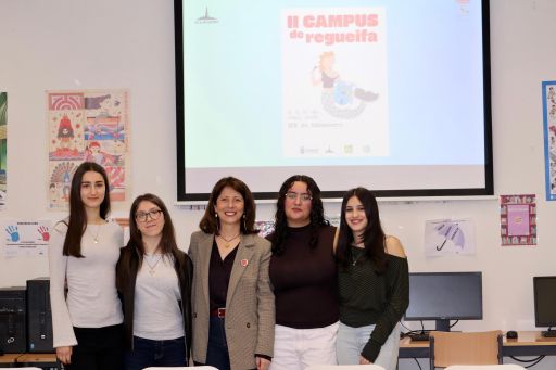 Sol Agra reivindica a regueifa como unha «ferramenta didáctica moi útil» para mellorar a expresión oral e normalizar o uso da lingua galega