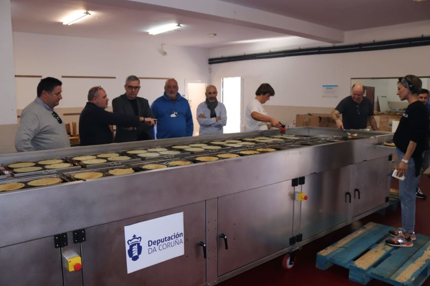 A Deputación financia a nova filloeira da Asociación Cultural da Filloa de Lestedo con capacidade para producir 800 pezas á hora