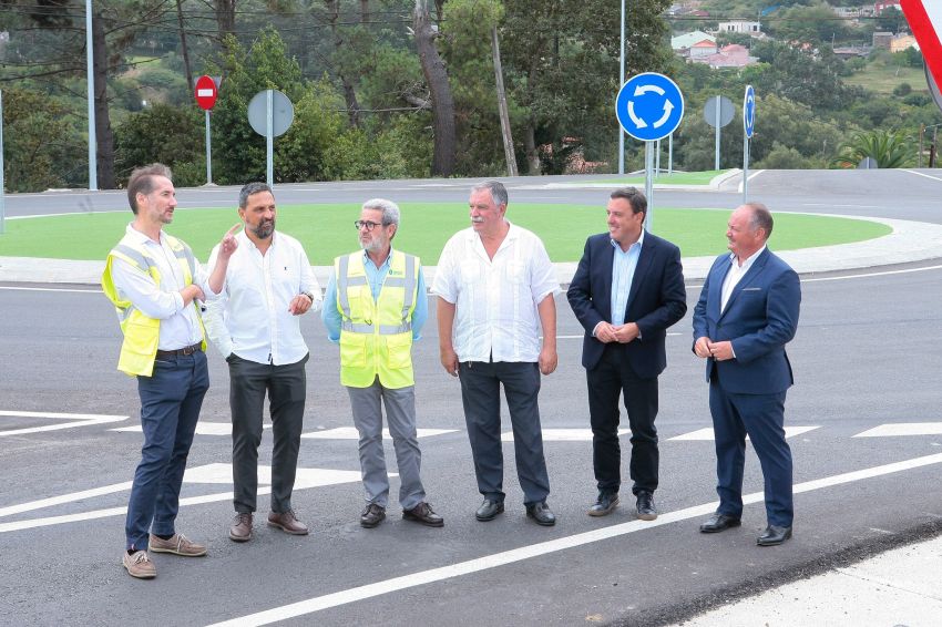 A Deputación da Coruña completa as obras da rotonda de Iñás e a amplicación da estrada Mera-Veigue, en Oleiros