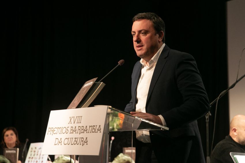 Formoso felicita a Barbantia por “vinte anos de compromiso coa cultura” na entrega dos premios da entidade