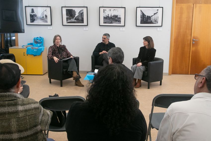 Carballo formaliza a súa adhesión á rede de grupos de conversa ‘Falarmos Nós’ que impulsa a Área de Lingua da Deputación